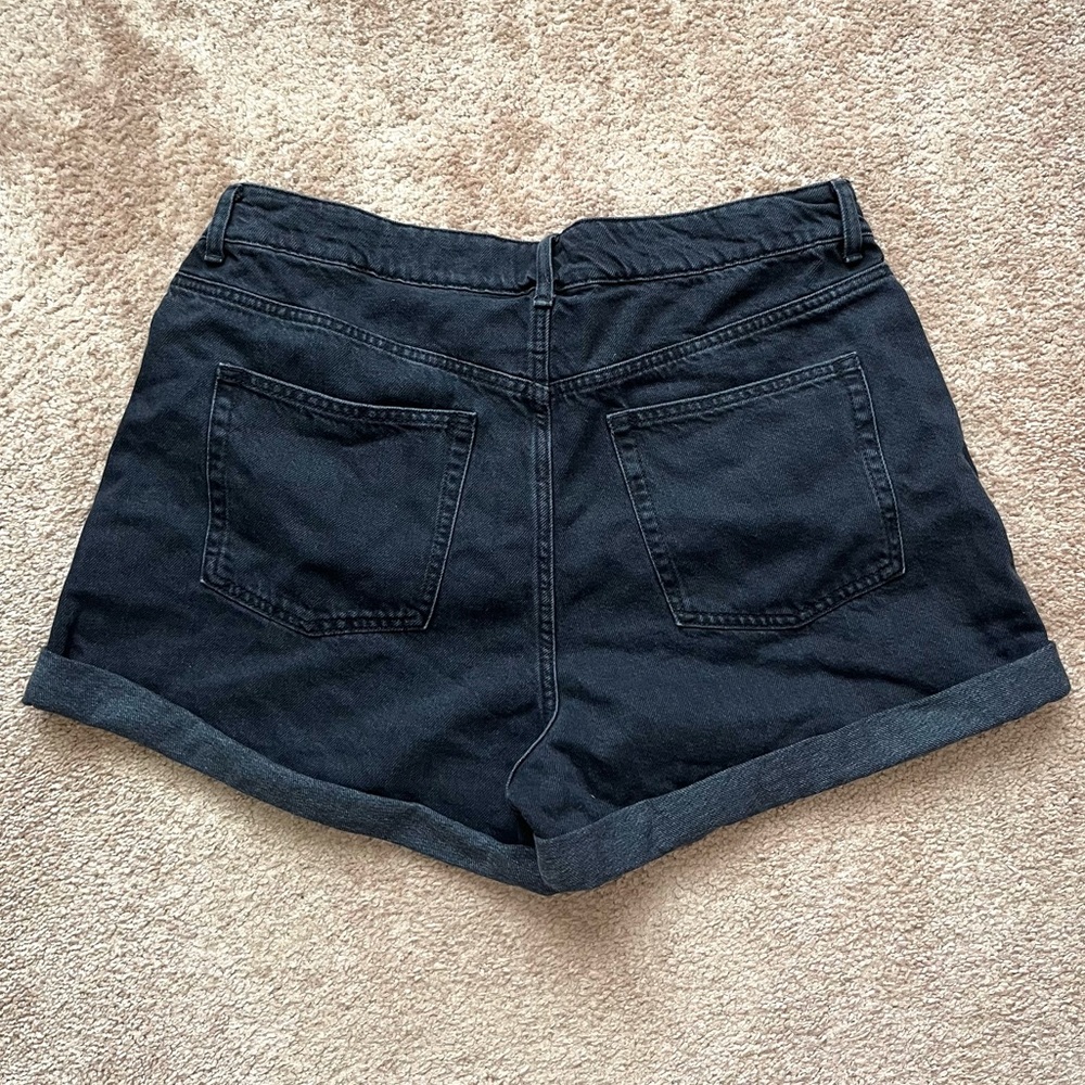 NWOT H&M Denim Shorts High Waist Black Size 16 - Picture 3 of 4